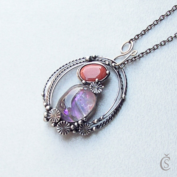 Mezi časem - Křišťál, Avanturín