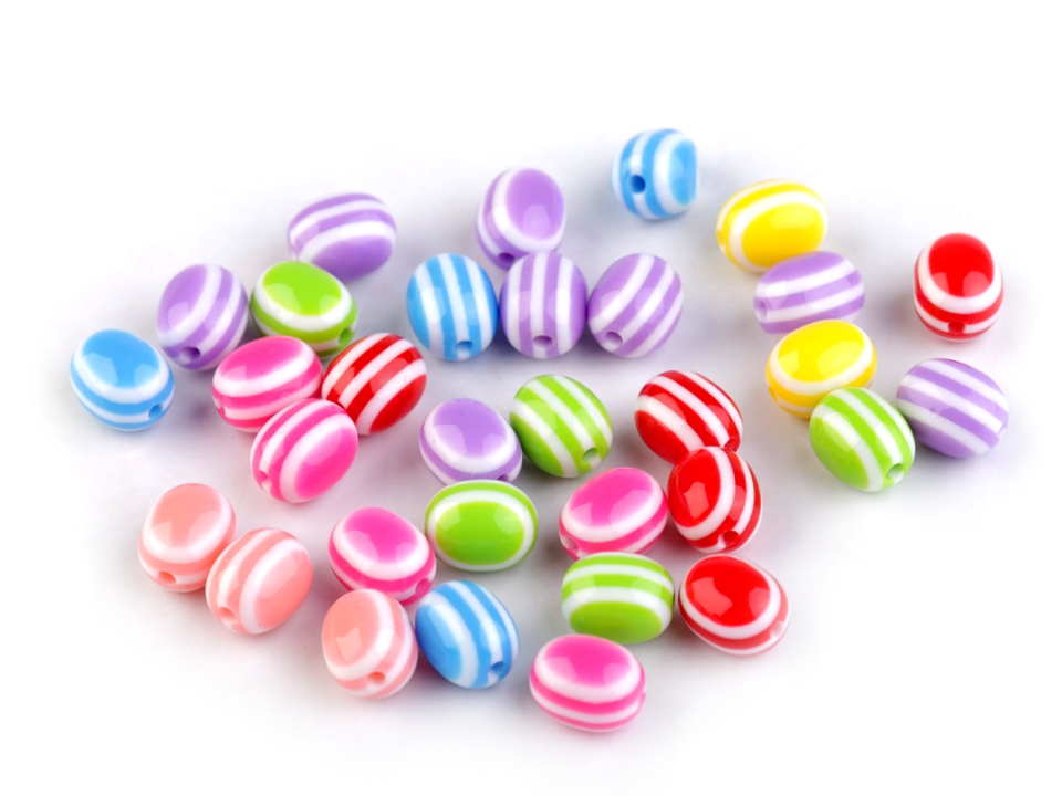 Plastové korálky - 32 kusů