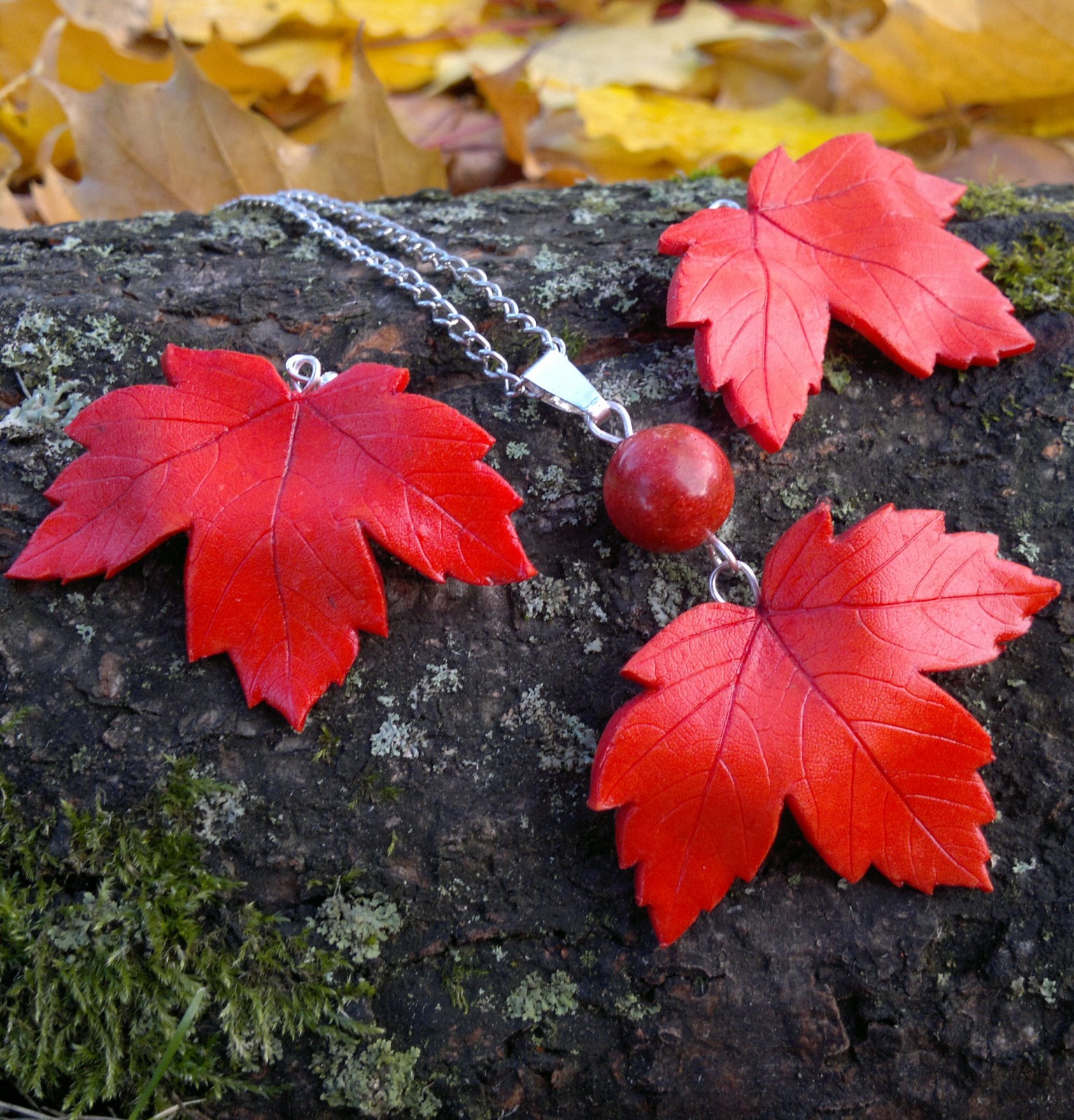 Javůrky...souprava s korálem