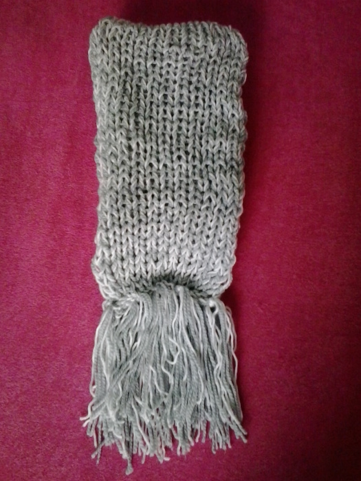 Ručně pletená šála