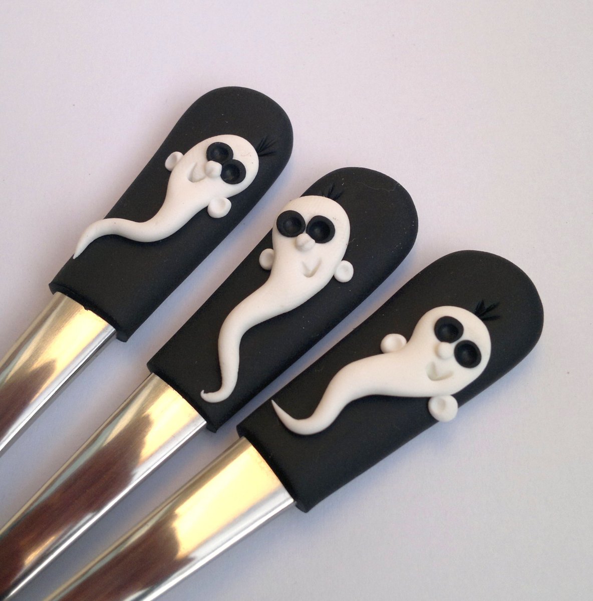 Dezertní lžičky- 18 cm. Ať žijí duchové...