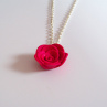 Růžička na krk (Červená) - náhrdelník