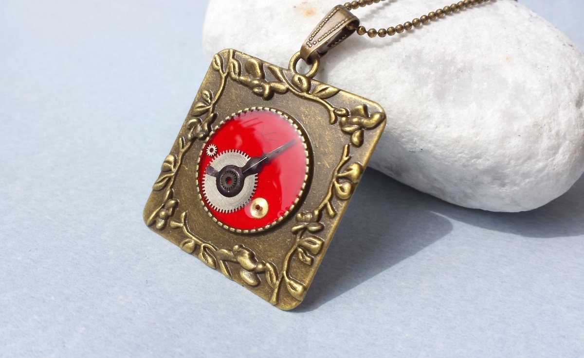 Bronzový steampunkový náhrdelník