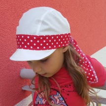letní dětská pirátka s kšiltem bílá- červená s  puntíky