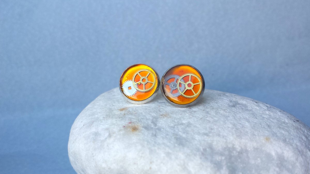 Steampunkové oranžové puzetky