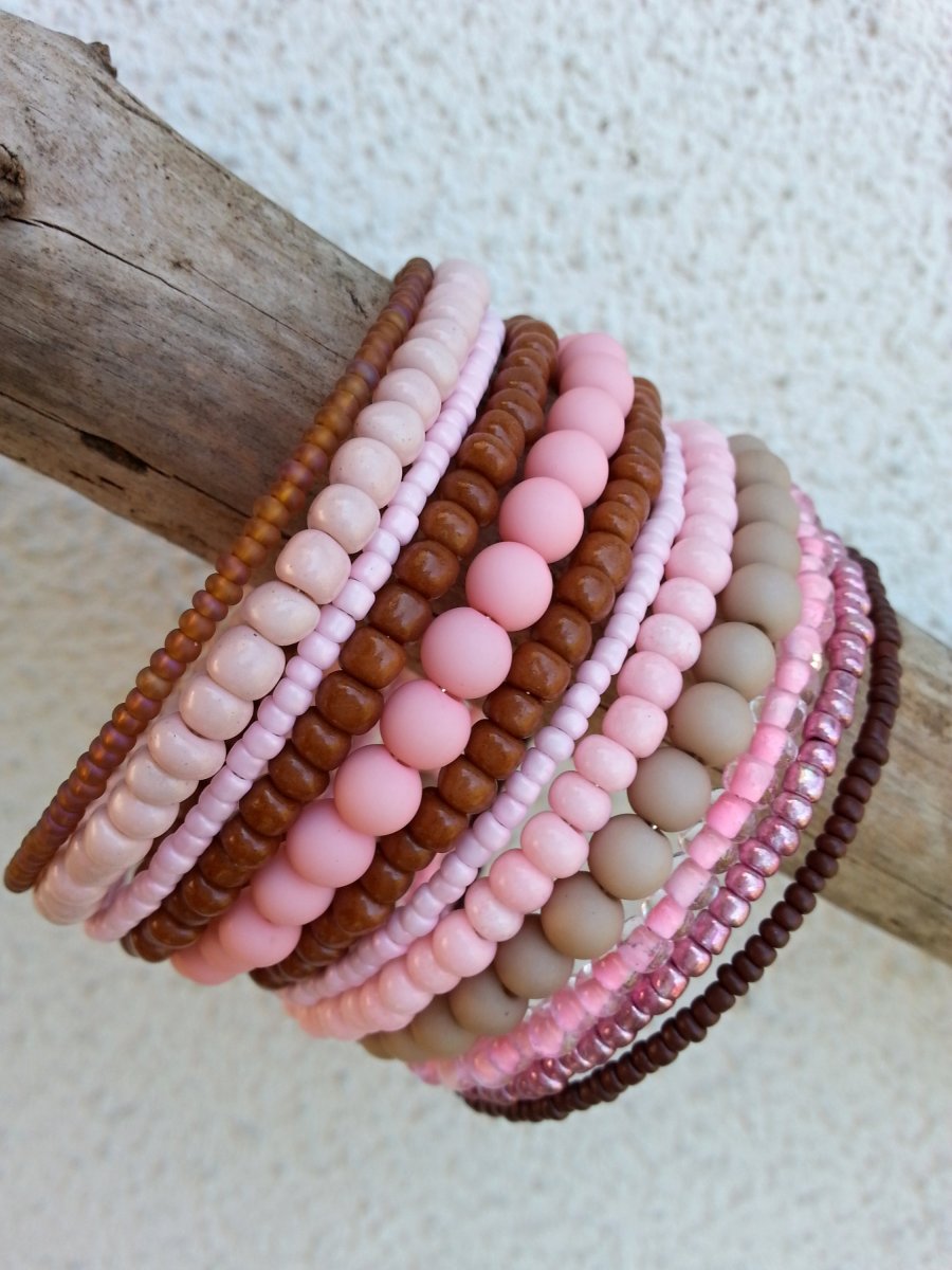 Hnědo- růžový náramek