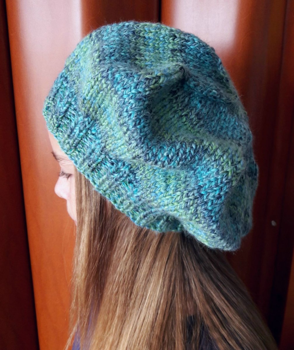 Pletený baret - tyrkysový melír