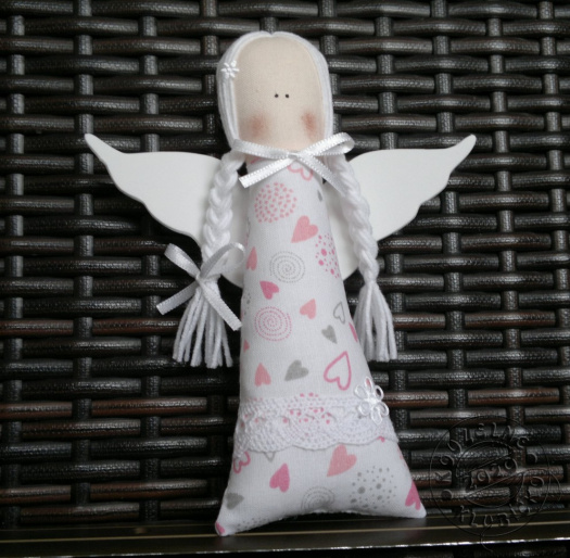 Andělka - BÍLÁ S RŮŽOVÝMI SRDÍČKY