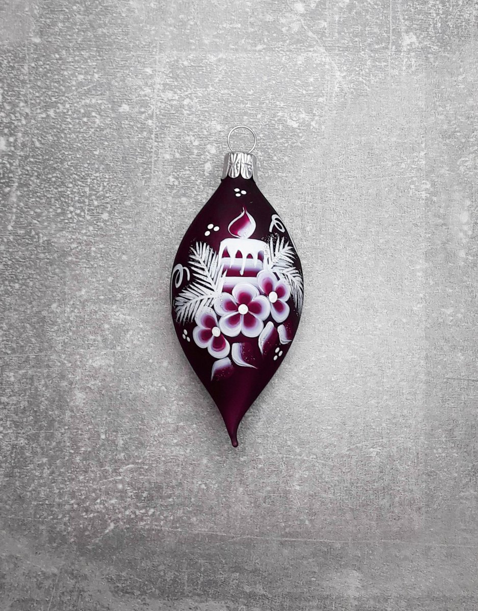 Vánoční ozdoby, baňky, kouličky, olivka