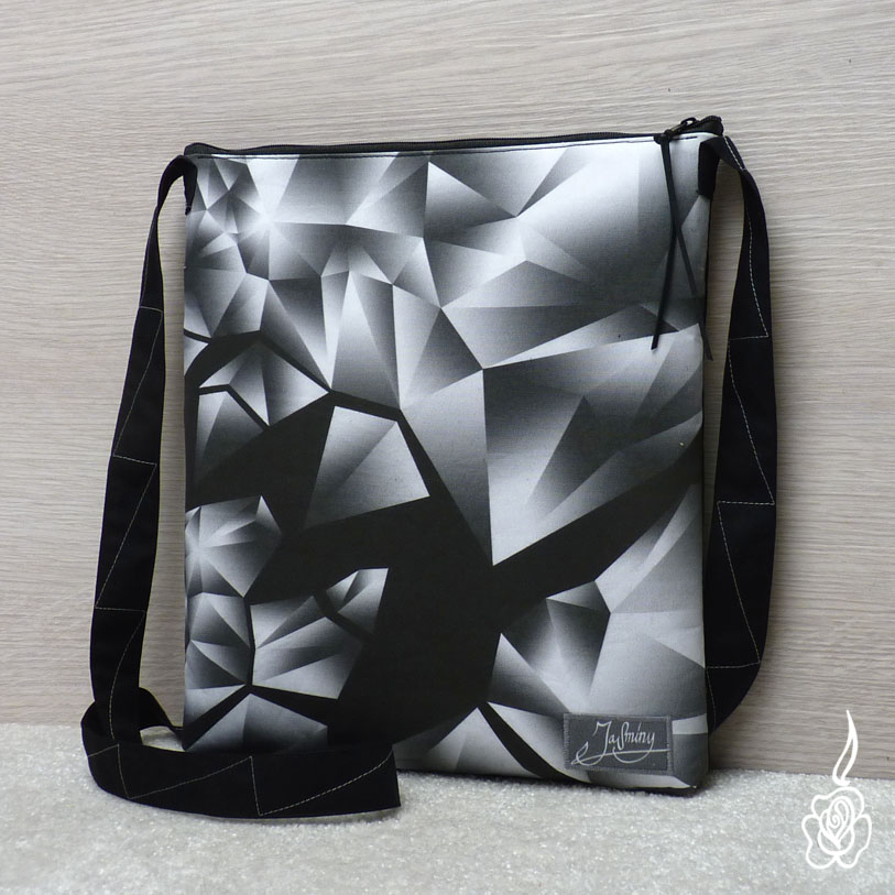 Černobílá taška Marta