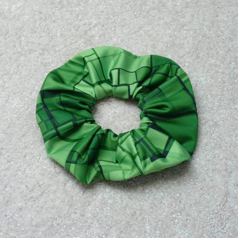 Gumička do vlasů - zelená mozaika