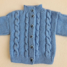 Pletený svetřík - modrý