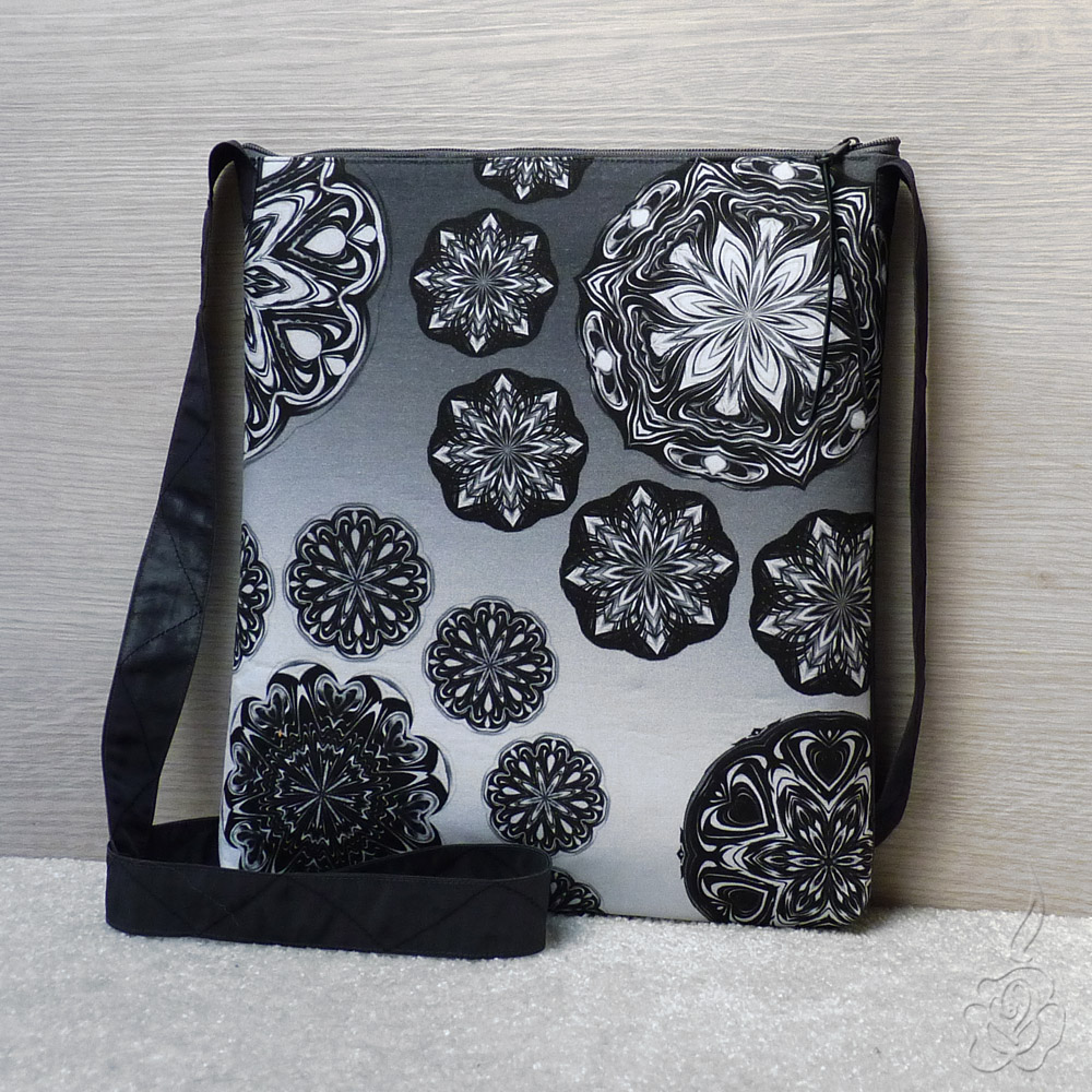 Originální černobílá taška - Mandaly