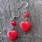 dvě červená srdíčka