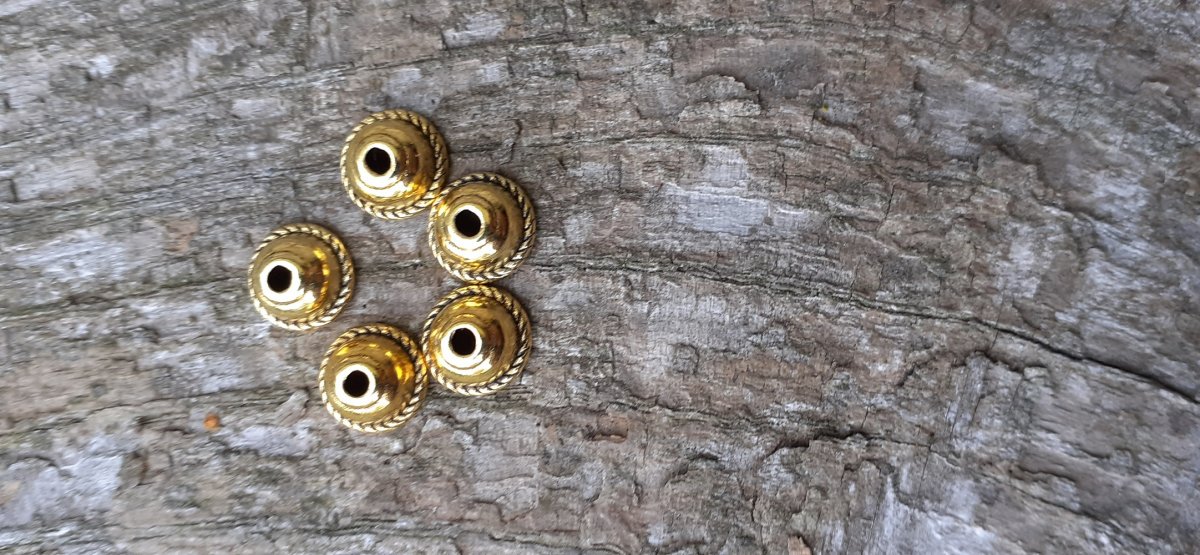 kaplík 7 x 2 mm, zlatý