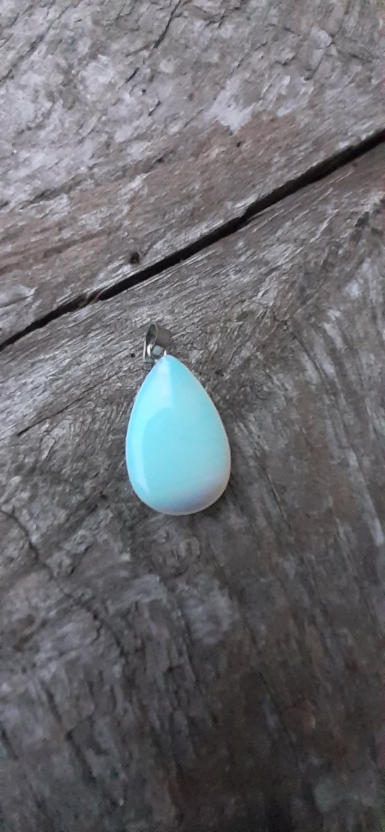 přívěsek měsíční kámen kapka