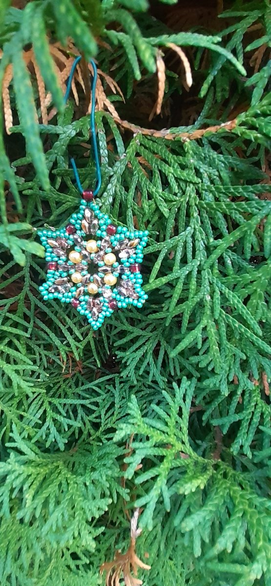 vánoční hvězda zelená