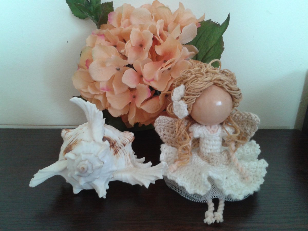 Návod na háčkovanou andělku  s dřevěnou hlavičkou - Lucii