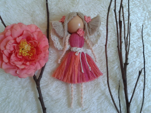 Macrame oranžovorůžová víla 