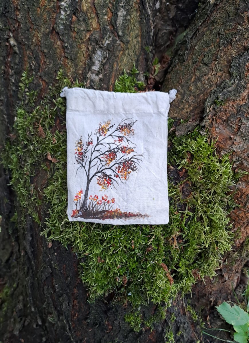 Ručně malovaný pytlík se stromkem
