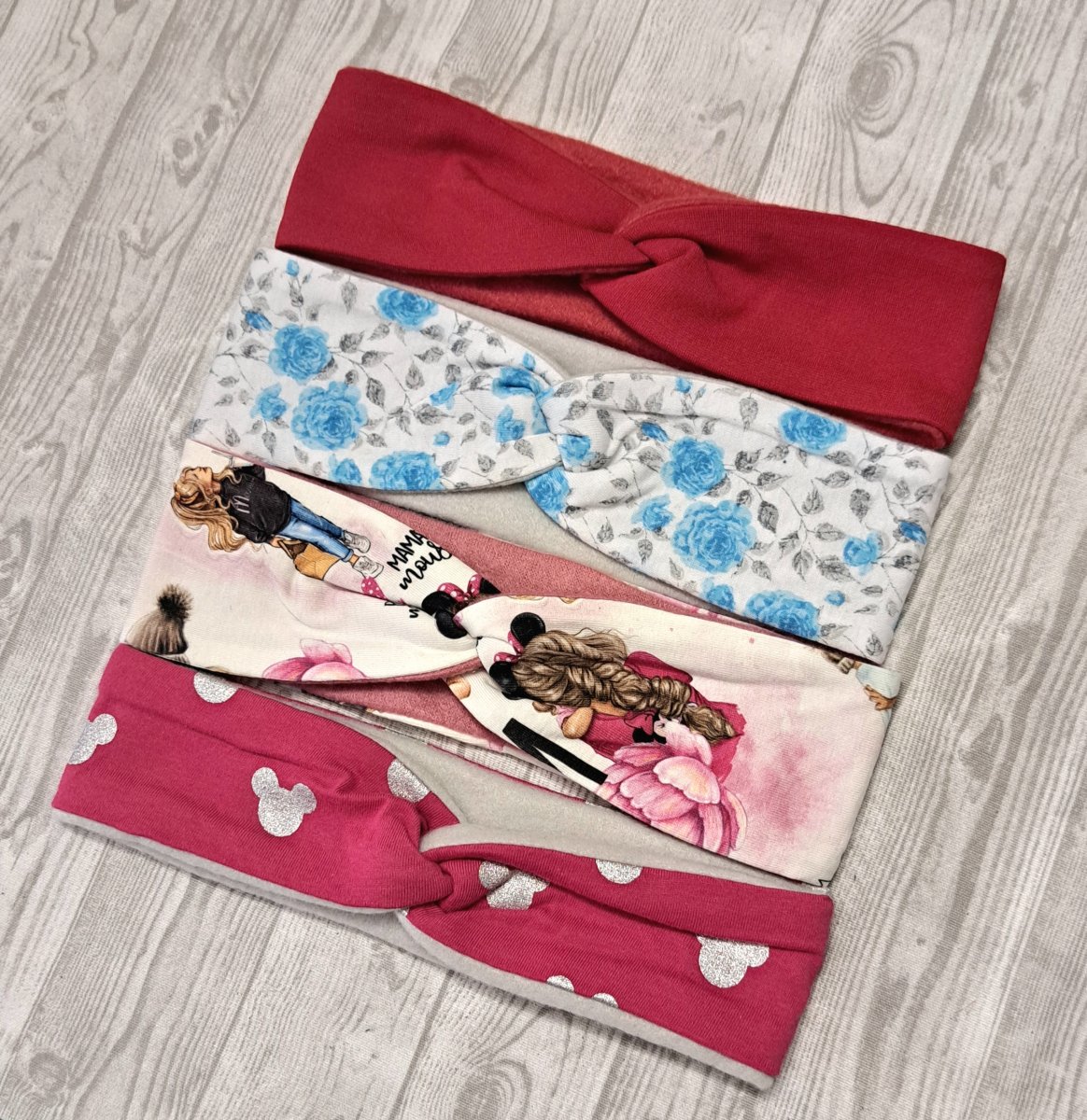 Čelenka překřížená nebo rovná 