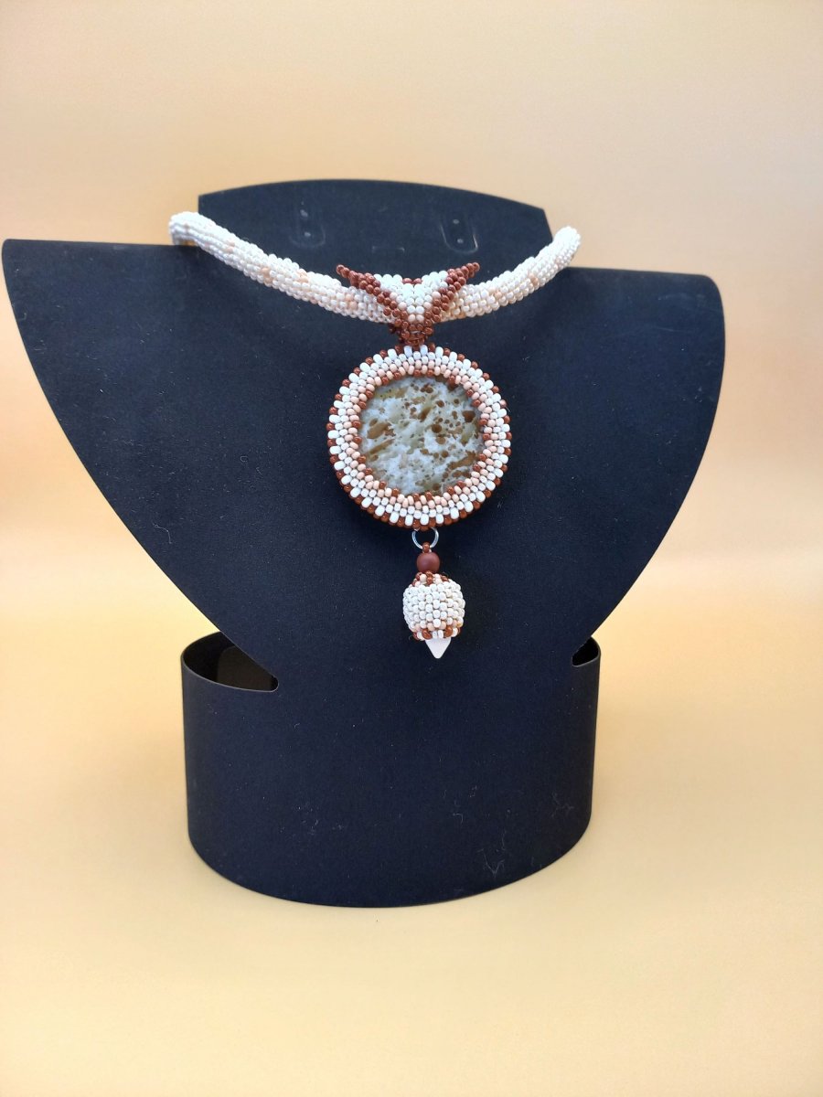 Náhrdelník - Pouštní písek