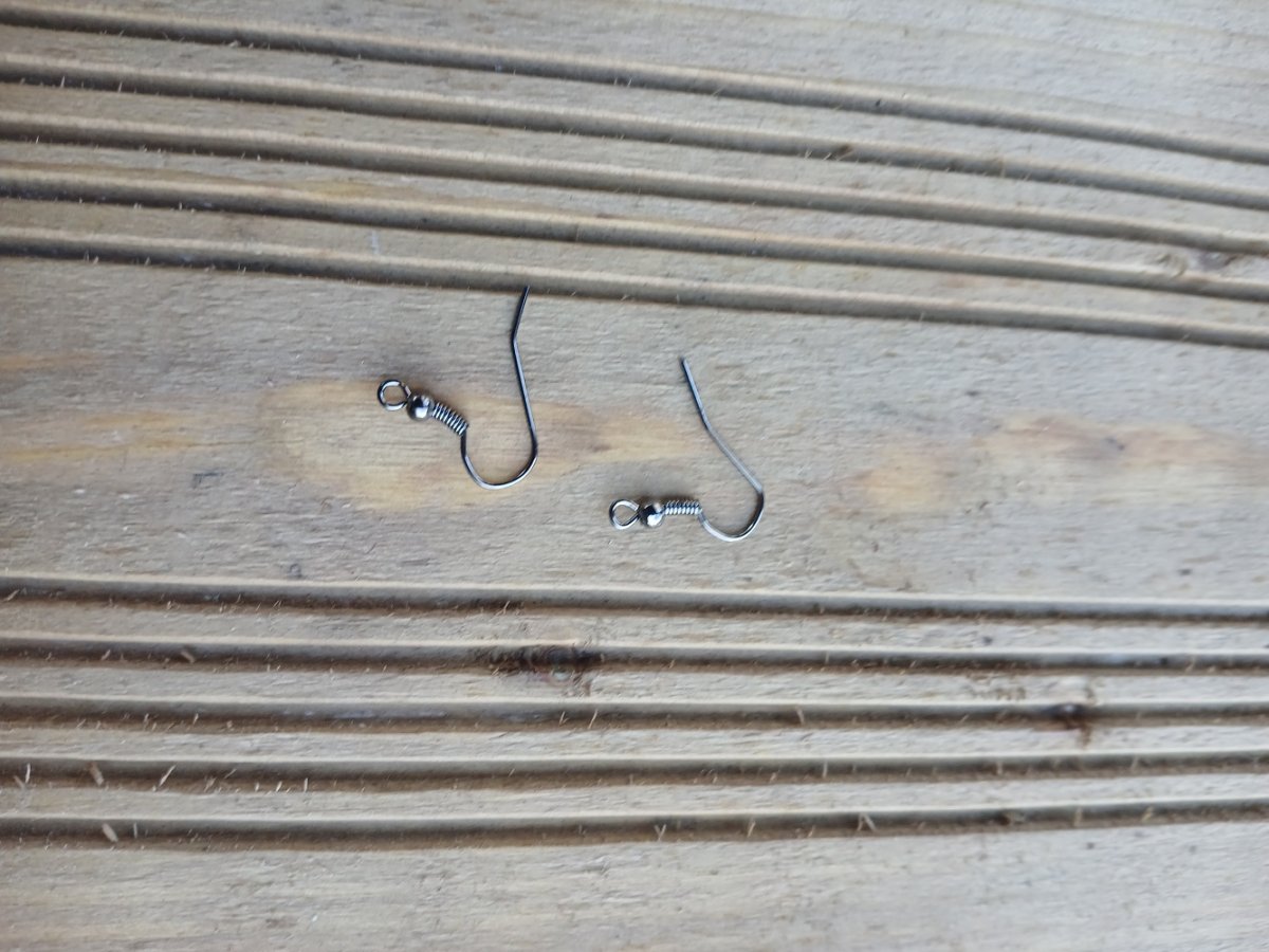 Afroháčky s pružinkou 21 x 17 mm, hematit