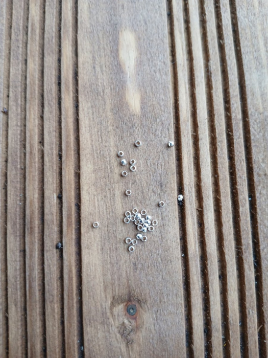 zamačkávací rokajl, stříbrný , 2 mm