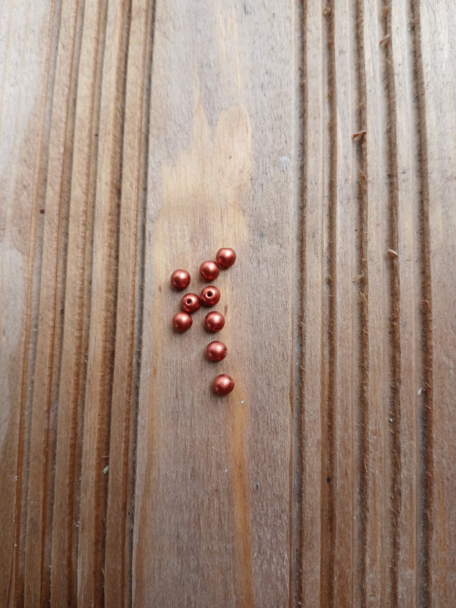 skleněný  korálek 4 mm barva měděná
