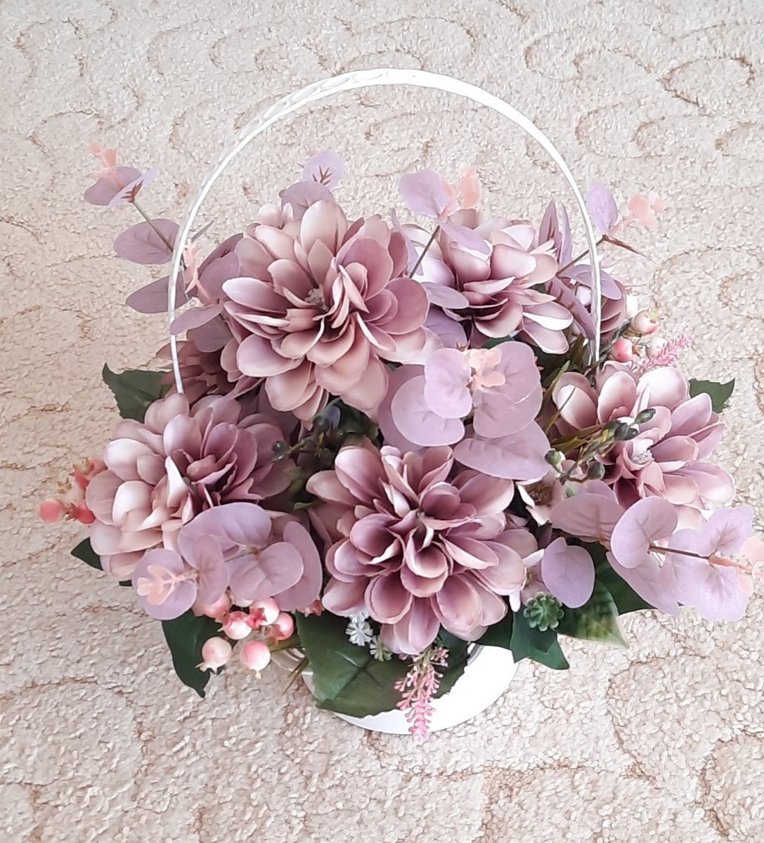 Košík s květinami 