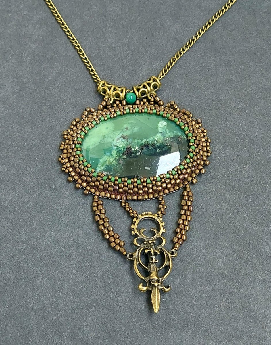 Vintage náhrdelník s Chantigyritem