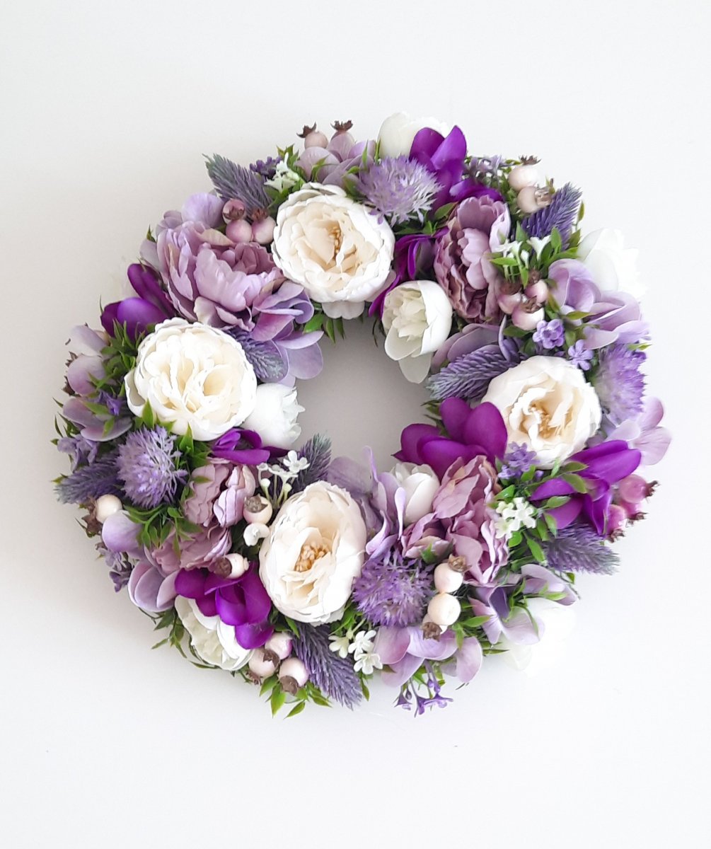 Umělý věnec na dveře 