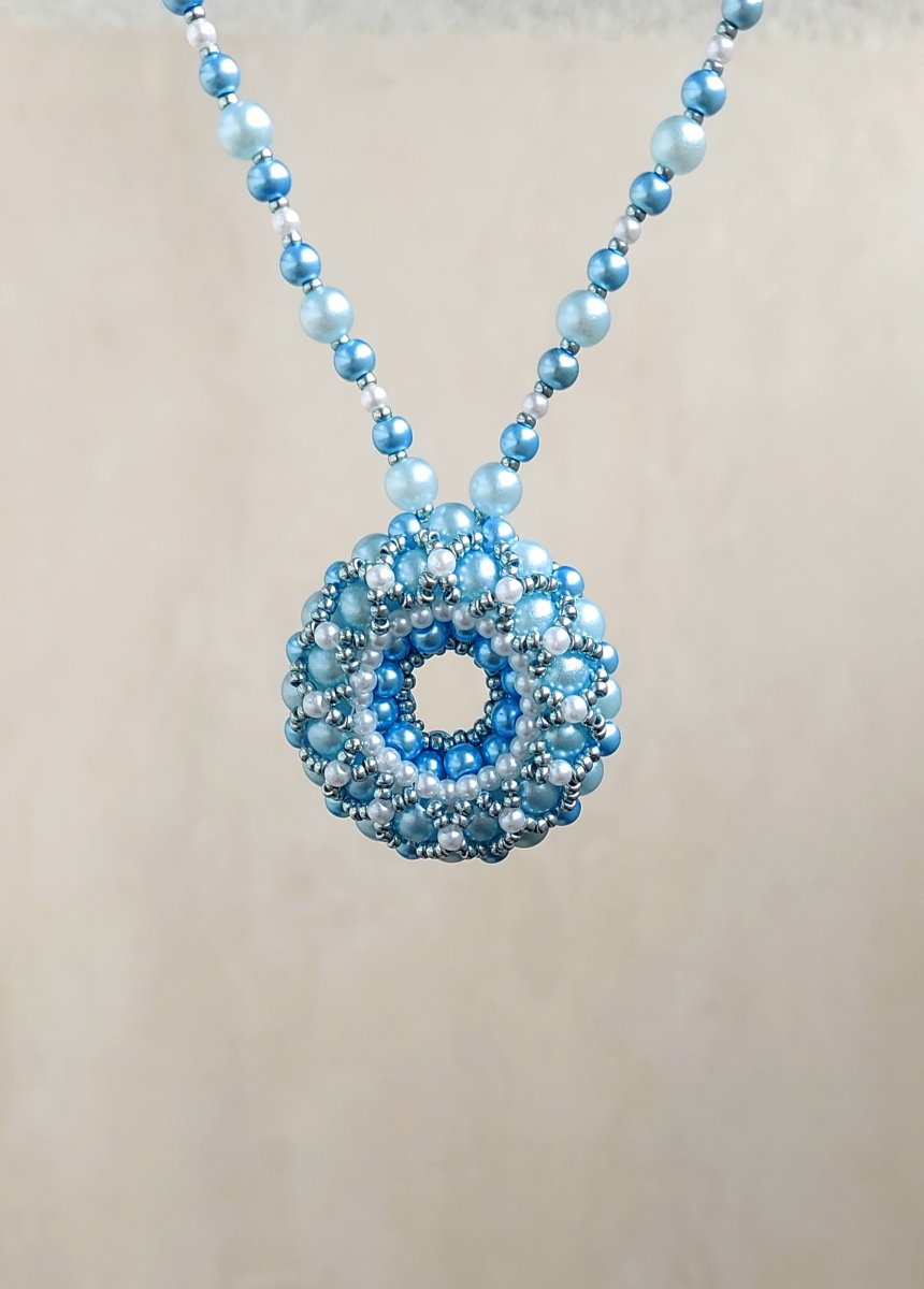 Náhrdelník Ledový donut
