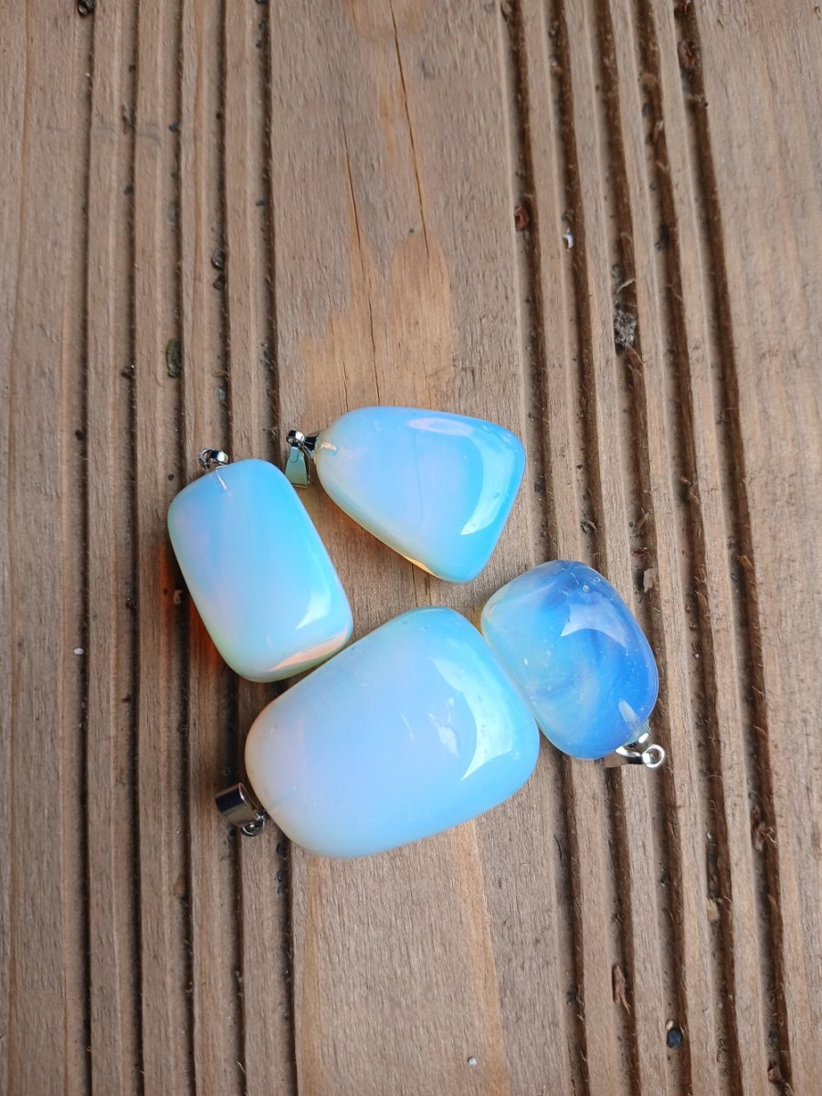 přívěsek opalit valoun 