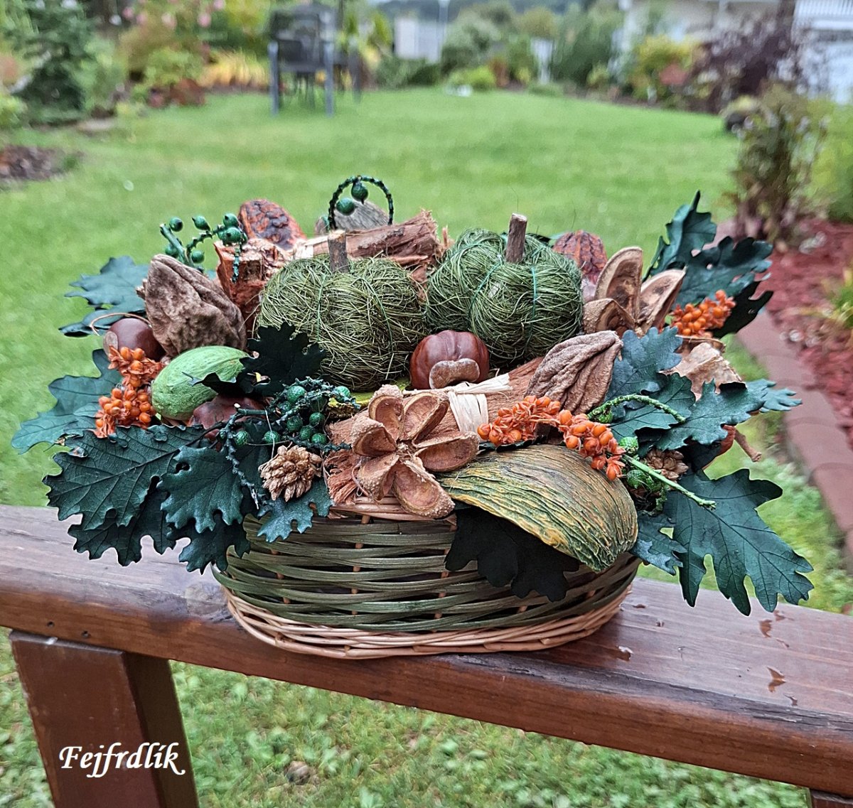  přírodní košíček dubové listí a dýně ..