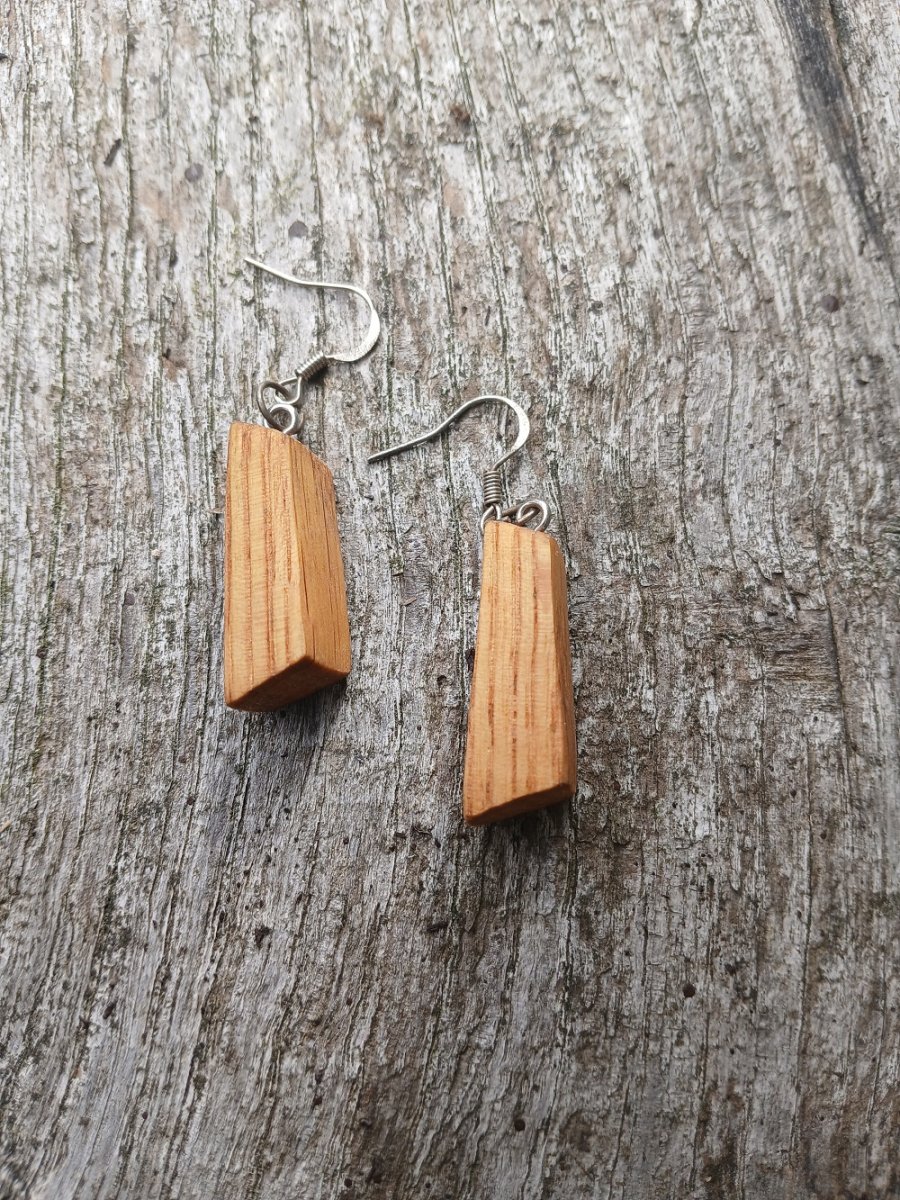 náušnice nesouměrné