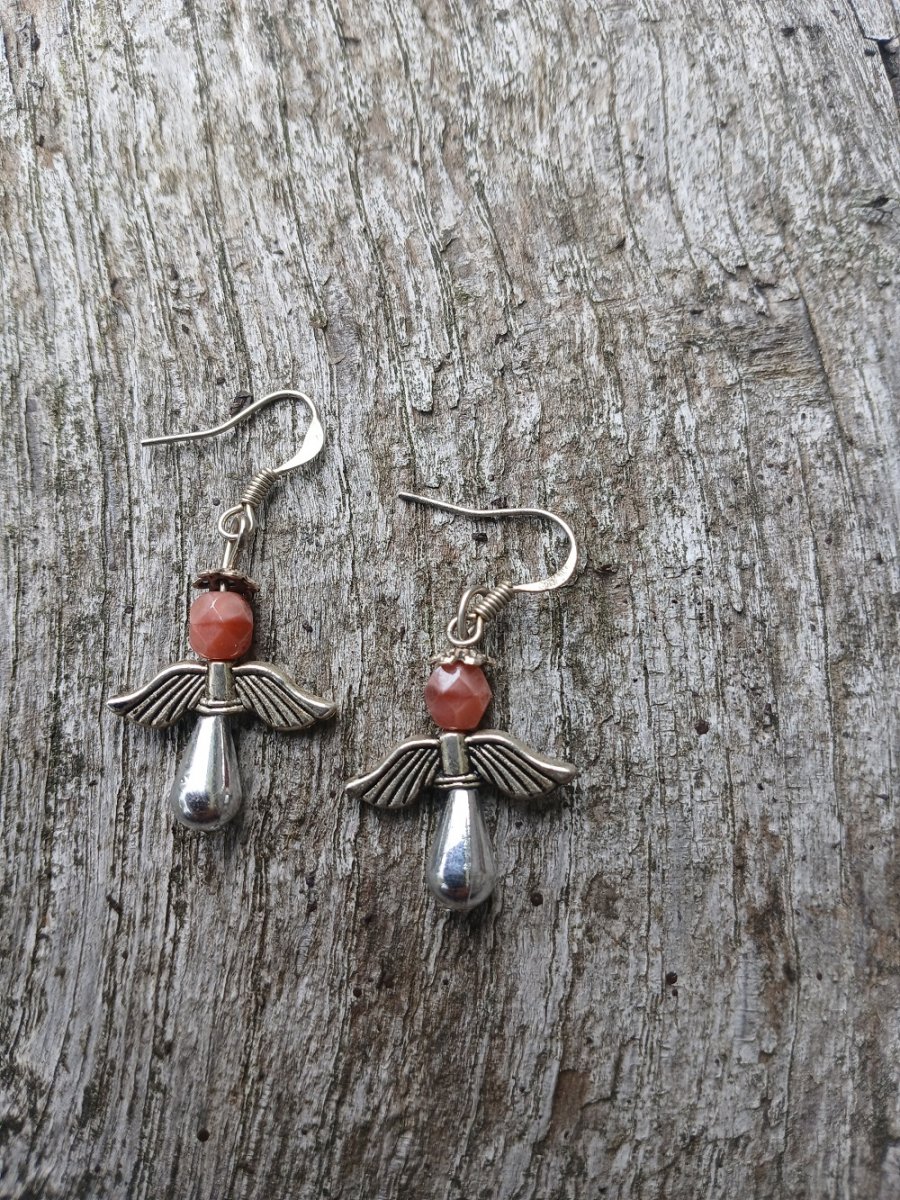 náušnice - malý stříbrný andílek