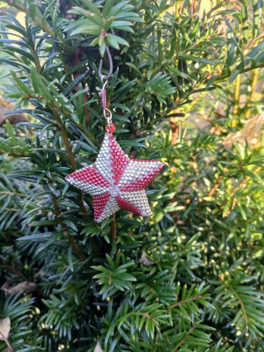 červeno stříbrná vánoční 3D hvězda