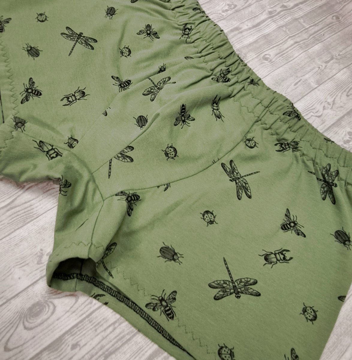 Boxerky XL až XXL hmyz