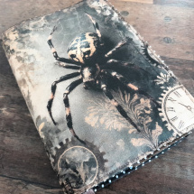 Nastavitelný obal na knihu.....pavouk