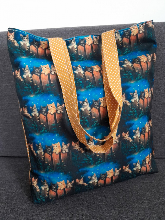Taška.....kočky na plotě