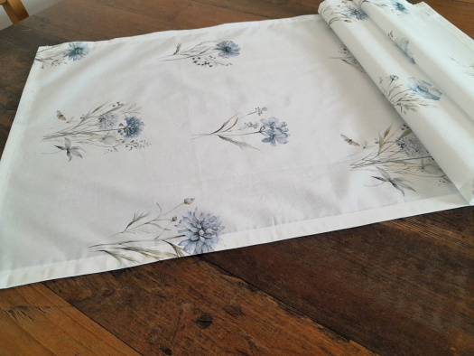 Ubrus....modré kvítí