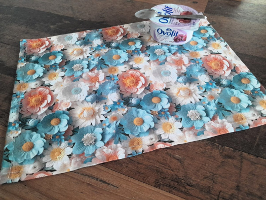 Prostírka na svačinku....květiny