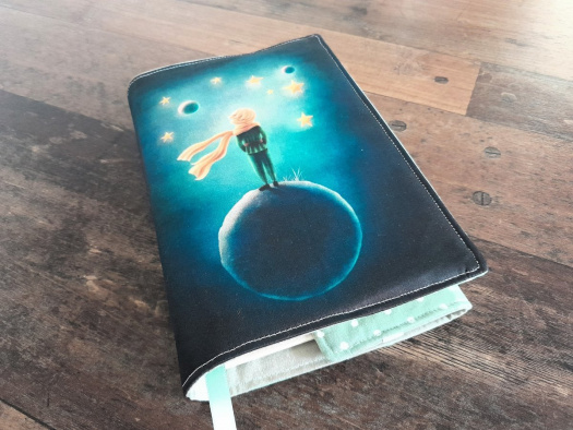 nastavitelný obal na knihu.....na kometě