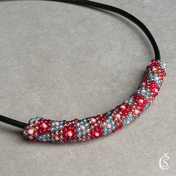 Náhrdelník kosočtverce - sklo