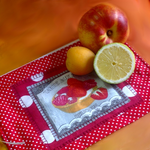 Etue - letní ovocná mísa