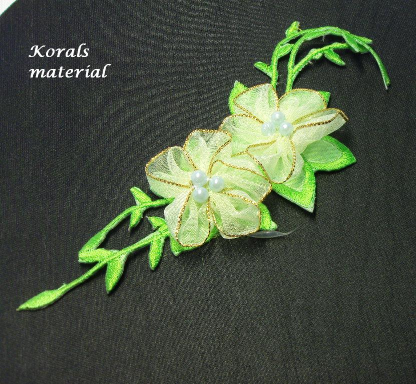 2113 Nažehlovačka - květinky velikost 50x70-75mm 