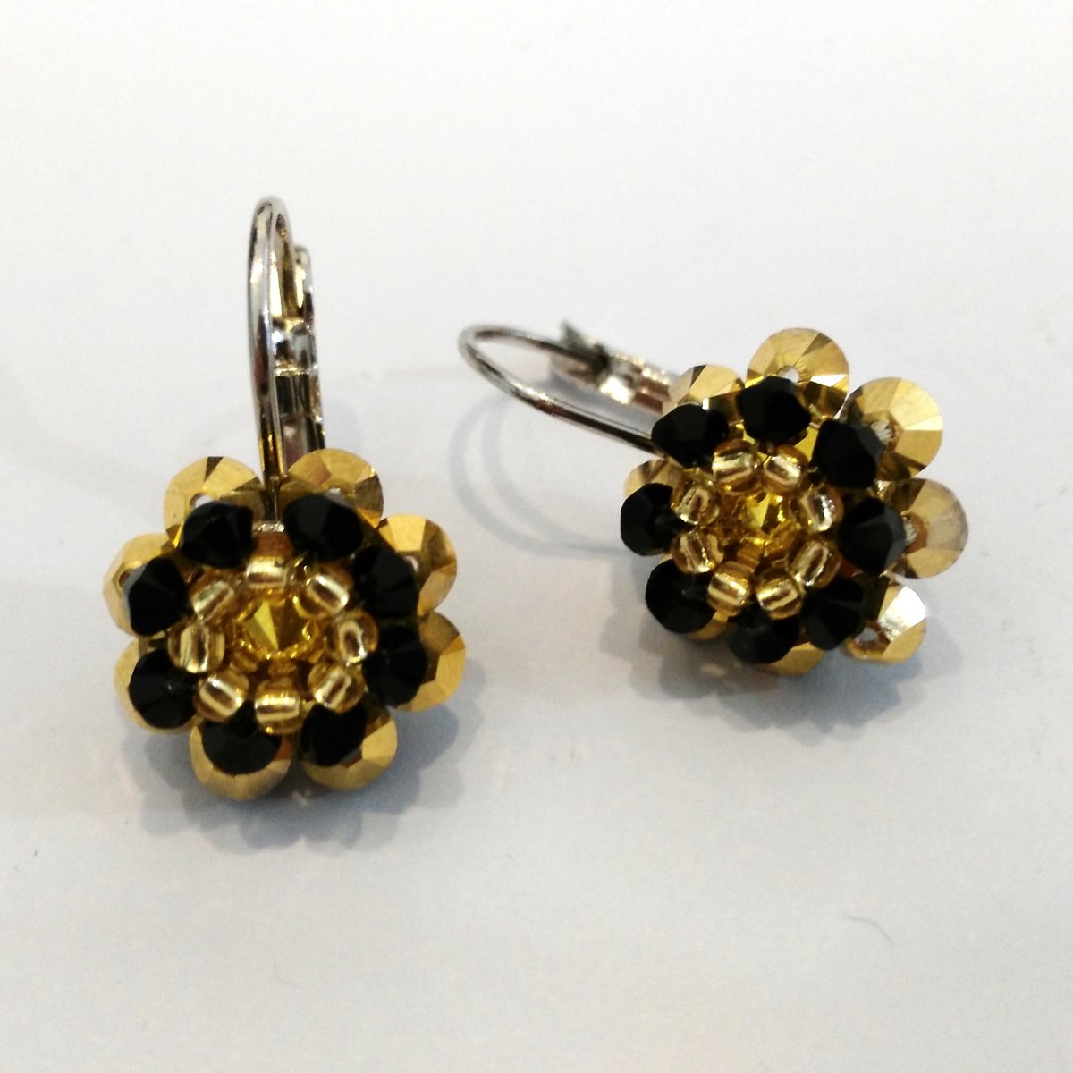 Obšitá Rivoli Swarovski Elements