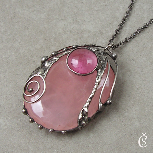 Vidím růžově - Růženín, sklo