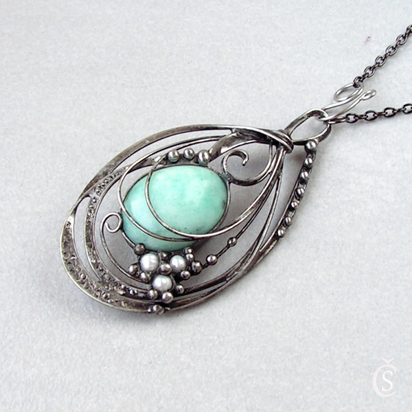 Nadechni se - Amazonit, perla